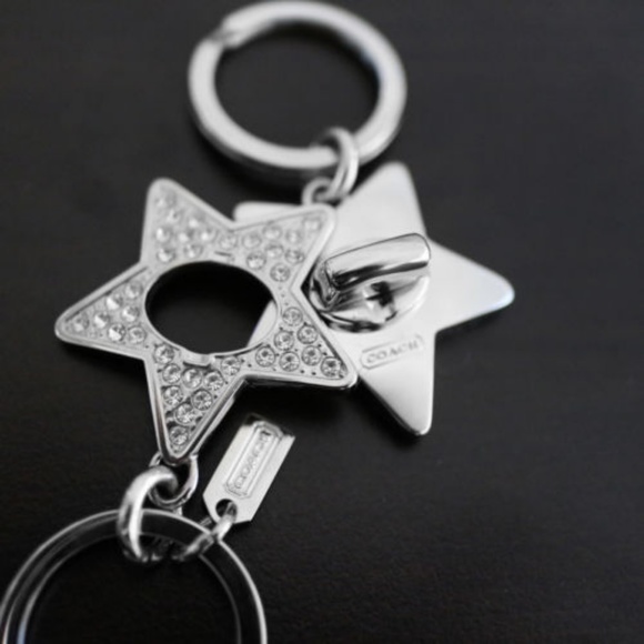 Coach Crystal Pave Star Turn lock Valet Keychain - Picture 4 of 4